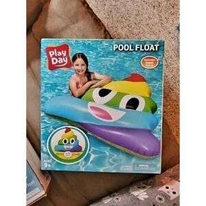 NIB PLAYDAY RAINBOW POOP EMOJI  POOL FLOAT